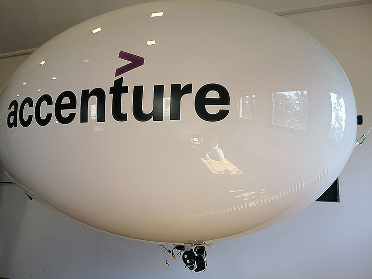 Accenture-2-m-RC-Blimp